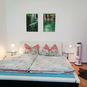 Apartman Nina, Bécs